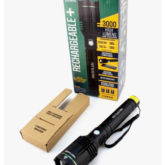 3,000 Lumen LED Flashlight with Rechargeable Batteries and 3 “C” Batteries - Picture 4 of 9